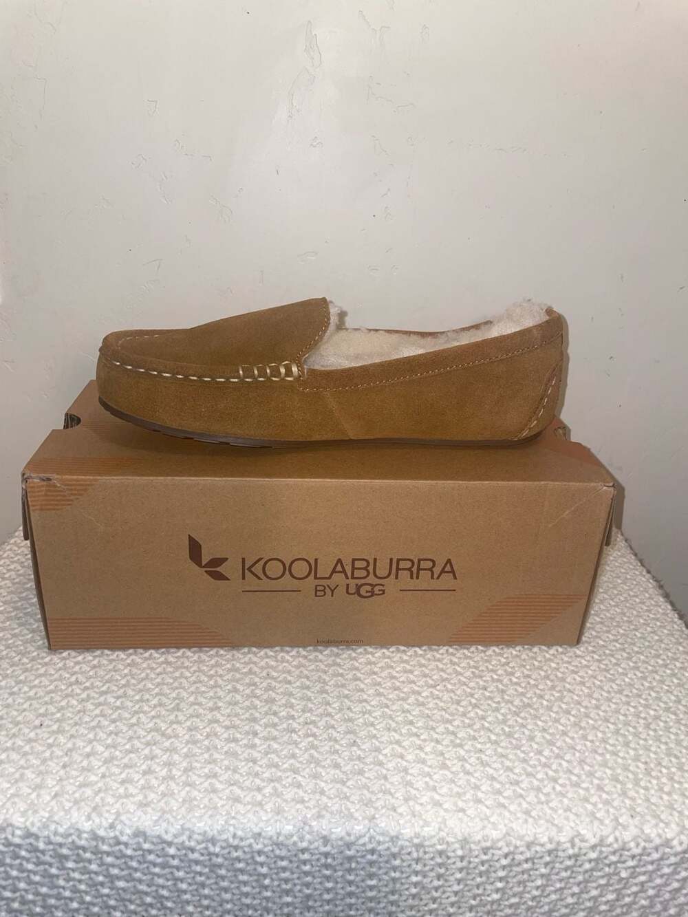 Koolaburra by UGG Lezly Suede Moccasin Slippers Chestnut Size 9